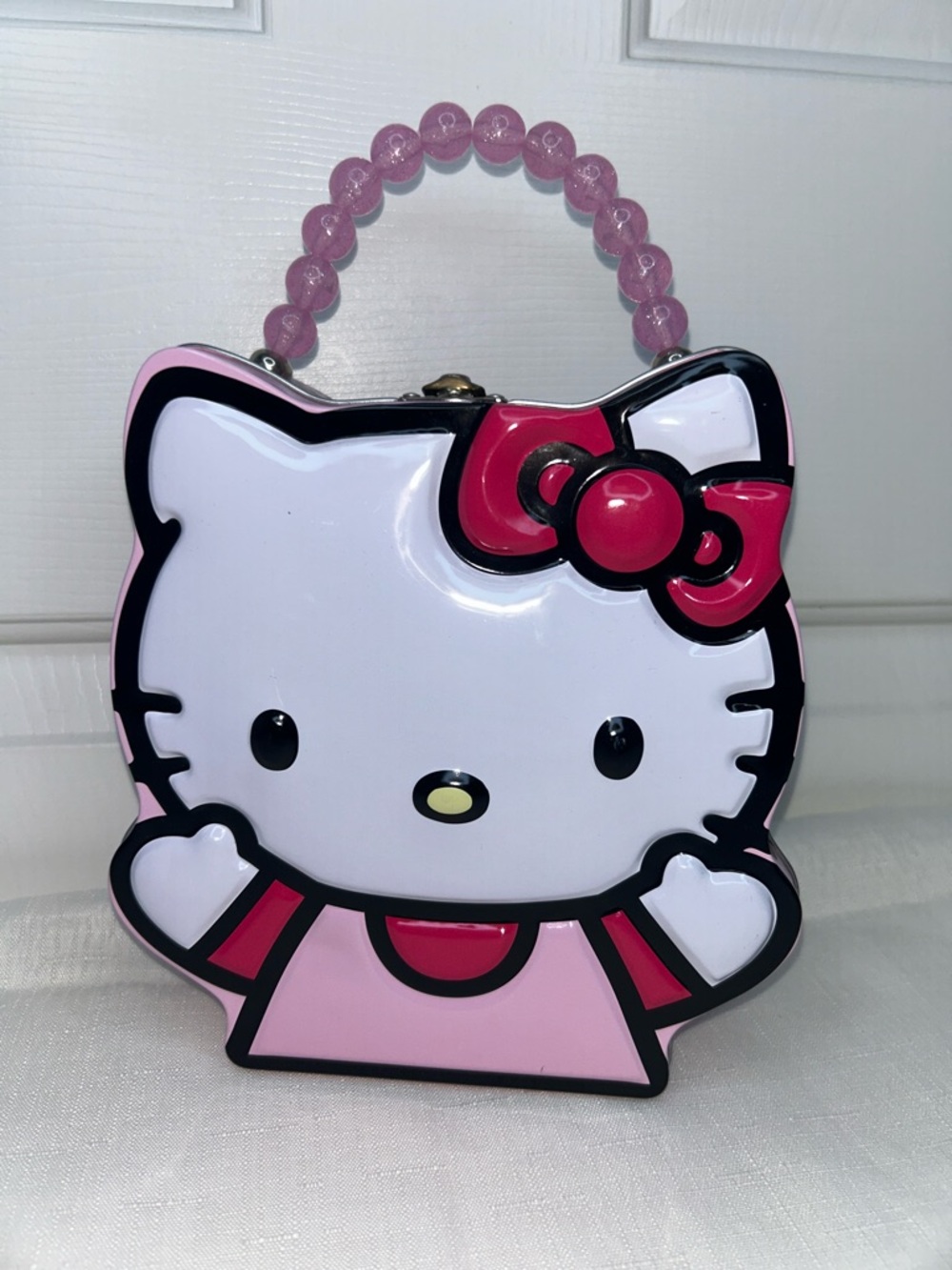 Hello Kitty White and Pink Beaded-Handle Tin Lunchbox